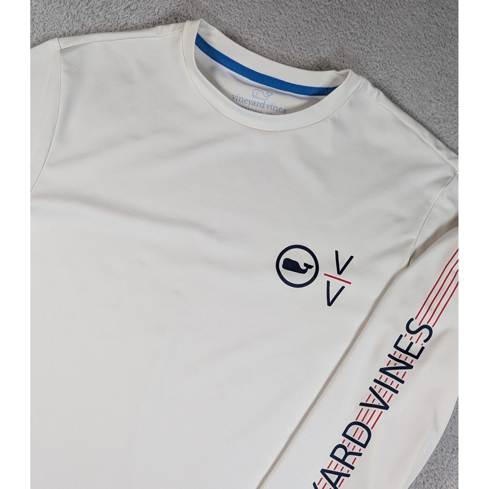 Vineyard Vines Performance Shirt Mens XS White Long Sleeve Logo Graphic Tee